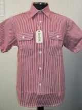 シュガーケーン　ヒッコリーストライプ半袖ワークシャツ　品番：ＳＣ３７９４４−１６５（ＲＥＤ）