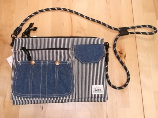 LA0599−104